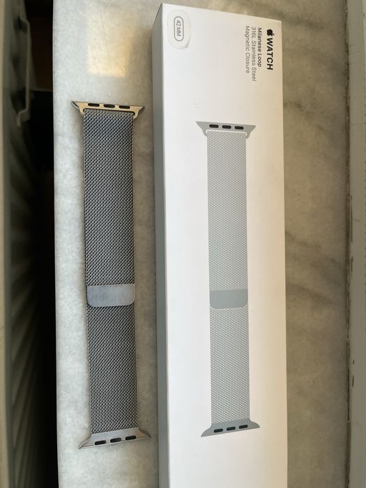 Vand curea Apple watch milanese loop