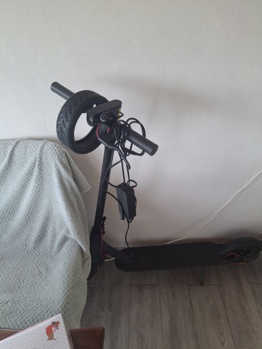 Trotineta electrica cu 3 utilizari