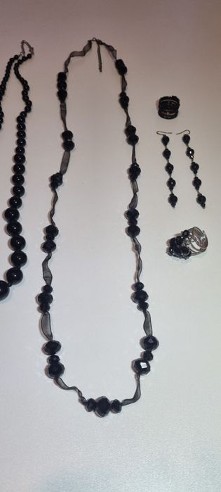 Колекция колиета, обеци и пръстени BIJOU BRIGITTE