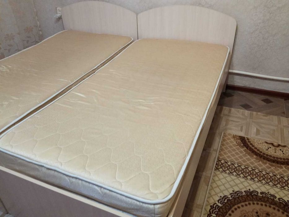 продам 2 кровати