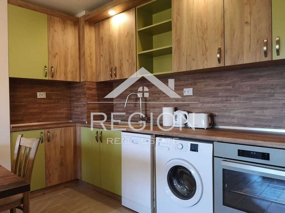 Дава се под наем Двустаен апартамент в Варна, Базар Левски - 64 кв.м за 357 € - Снимка #1