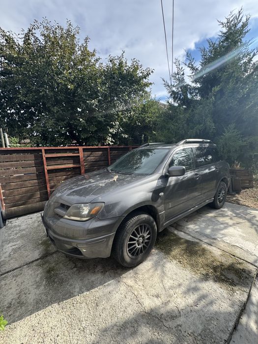 Mitsubishi Outlander 2.0 /AN 2003.