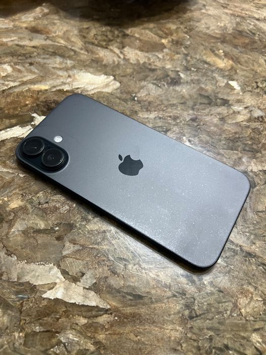 Iphone 16 PLUS ULTRAMARIME 93% sanatate