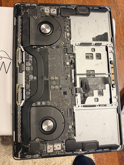 Macbook pro 2019 16 inch