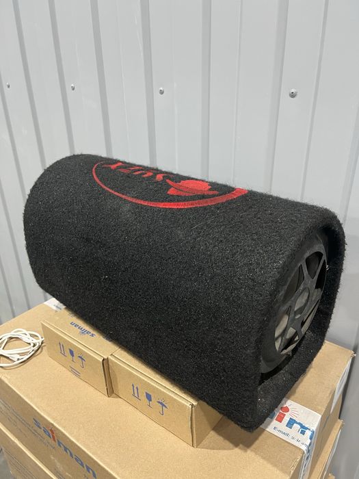 Сабвуфер активный