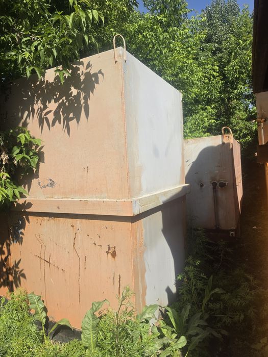 Продам емкости железные