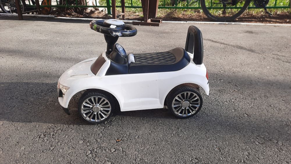 СРОЧНО Продам Машинку белую