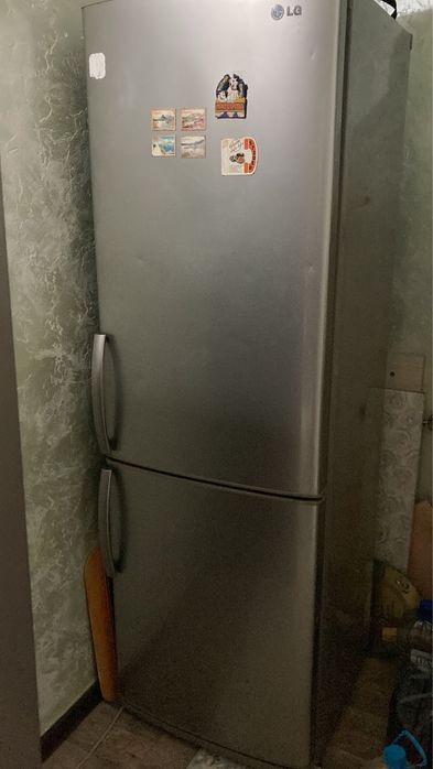 Холодильник LG бу