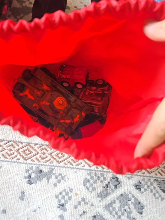 Отдам вещи обувь