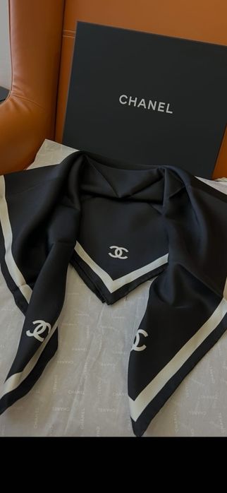 Eșarfe Chanel model 2026, 100% mătase, 90×90cm, 2 modele