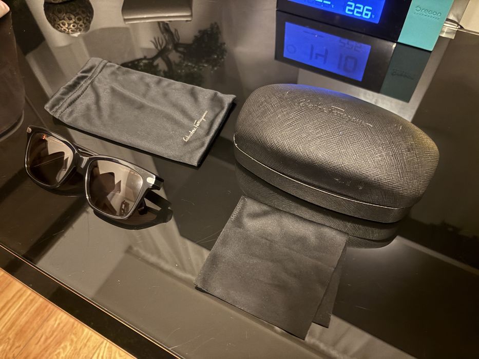 Ochelari Savlatore Ferragamo