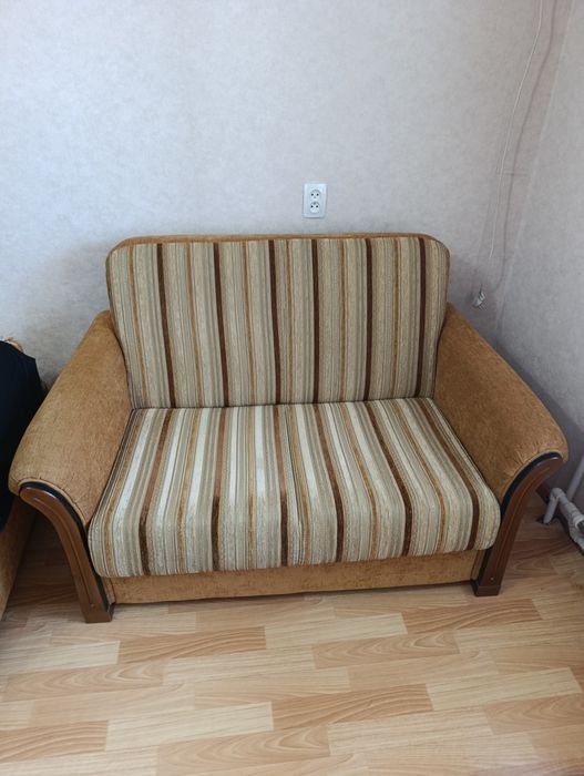 Продам подростковый диван кровать