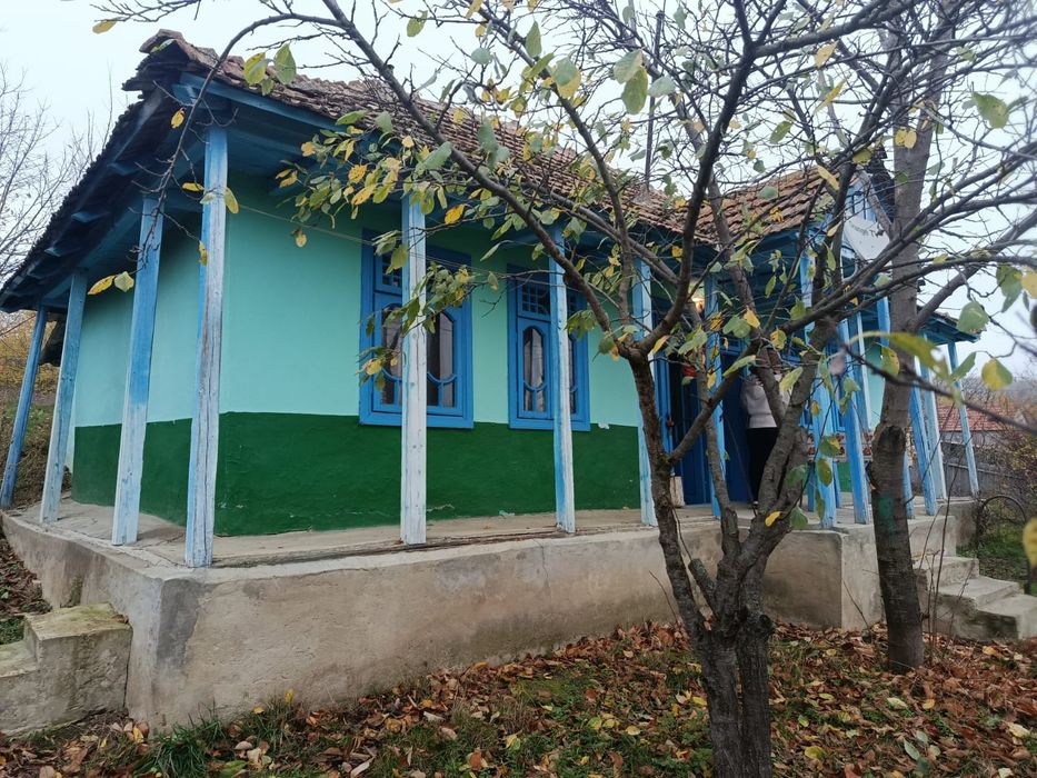 Casă și gradina-Draxeni com.Rebricea jud.Vaslui
