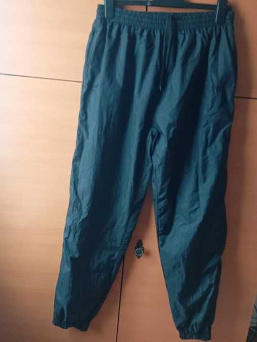 Pantaloni  pentru ski, dublati, marimea 48-50, calitativi