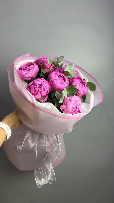 Пионы, розы, гортензии