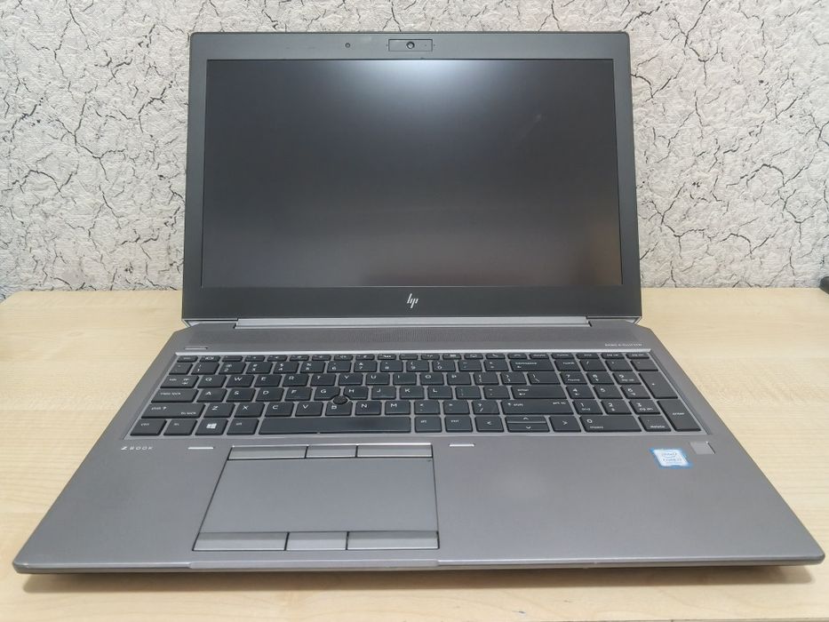 HP ZBook G5 15,6" 4K IPS/Core i7-8850H/16GB/512GB NVMe/QuadroP2000 4GB