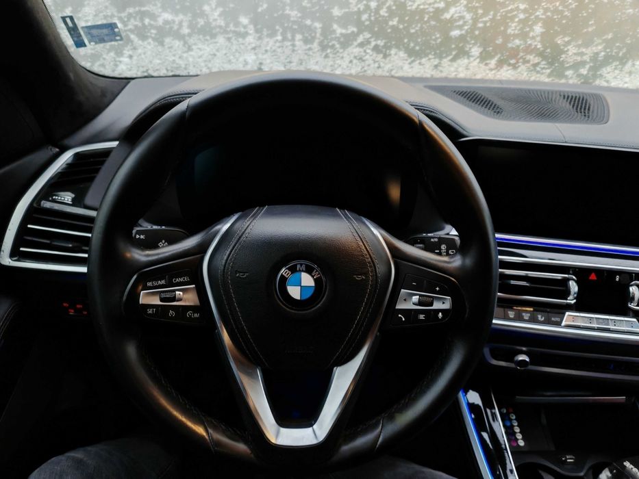 Волан с airbag от BMW X5 G05 става за всички G серии