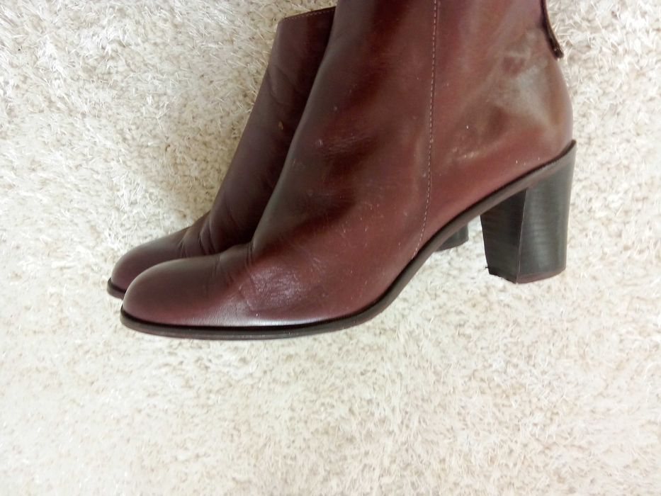 Италиански ботуши 38- 30 евро.