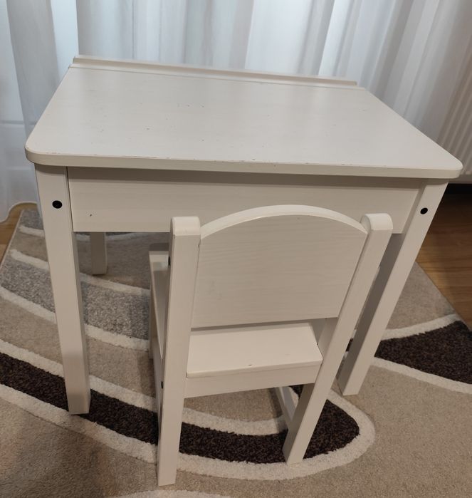 Birou și scaun alb pentru copii (3-6 ani)
