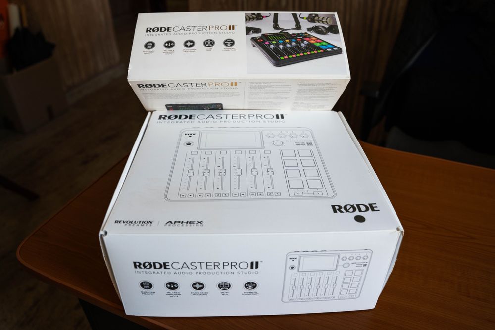 Consolă Audio / Mixer Studio RodeCaster Pro II - Impecabil