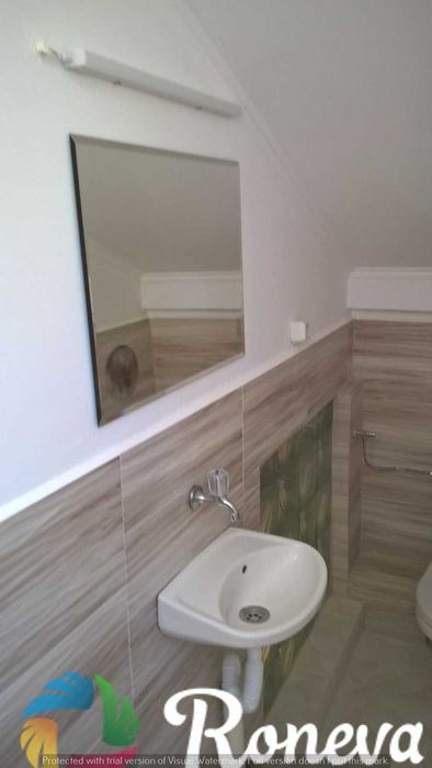 Продава се Етаж от къща в Варна, Бриз - 225 кв.м за 7 €/кв.м - Снимка #9