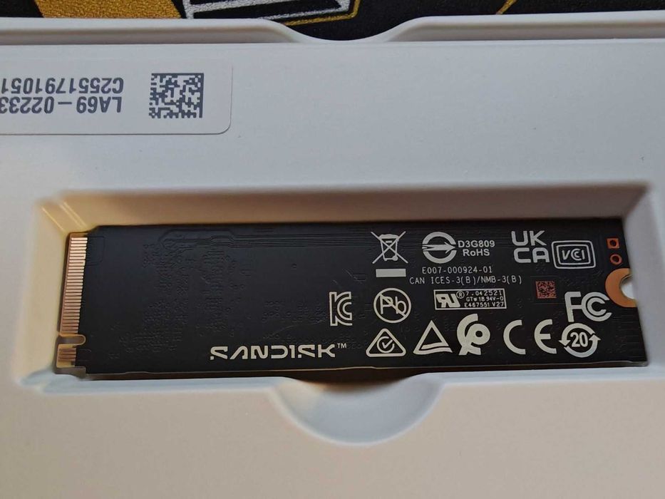 WD_BLACK™ SN8100 NVMe™ SSD PCIe® Gen 5.0 M.2 2280 NVMe™ SSD