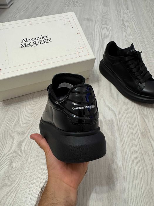 Adidasi Alexander Mc Queen l Produs NOU Premium din Piele - Full Box