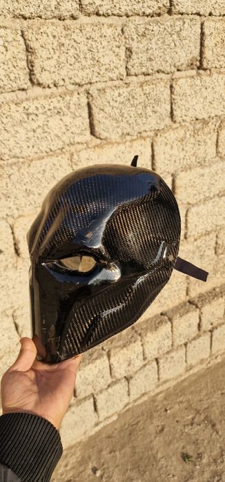 Maska niqob karbon carbon mativiy va glyansivi  iPhone samsung redmi