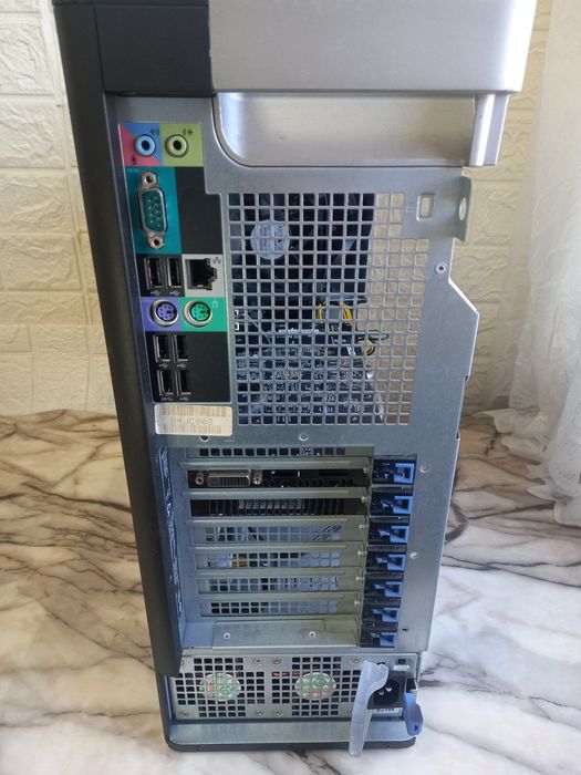 Kомпютър DELL PRECISION T5600 Intel Xeon E5-2680 32gb RX 470  Mining