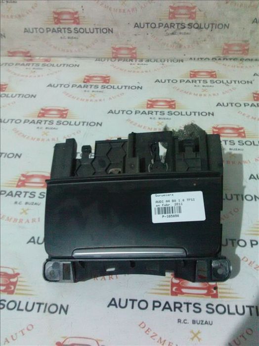 scrumiera audi a4 b8 1.8 tfsi an fabr. 2011