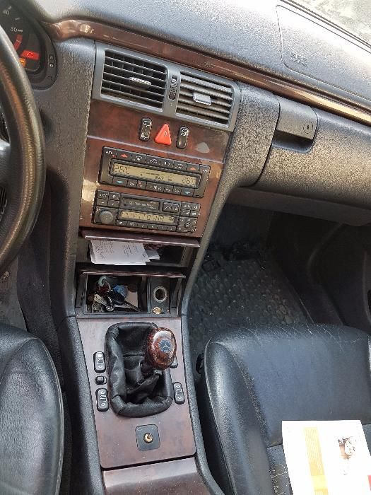 На Части Mercedes Е-класа W210 250 D 113к.с. Classic Мерцедес Е-класа