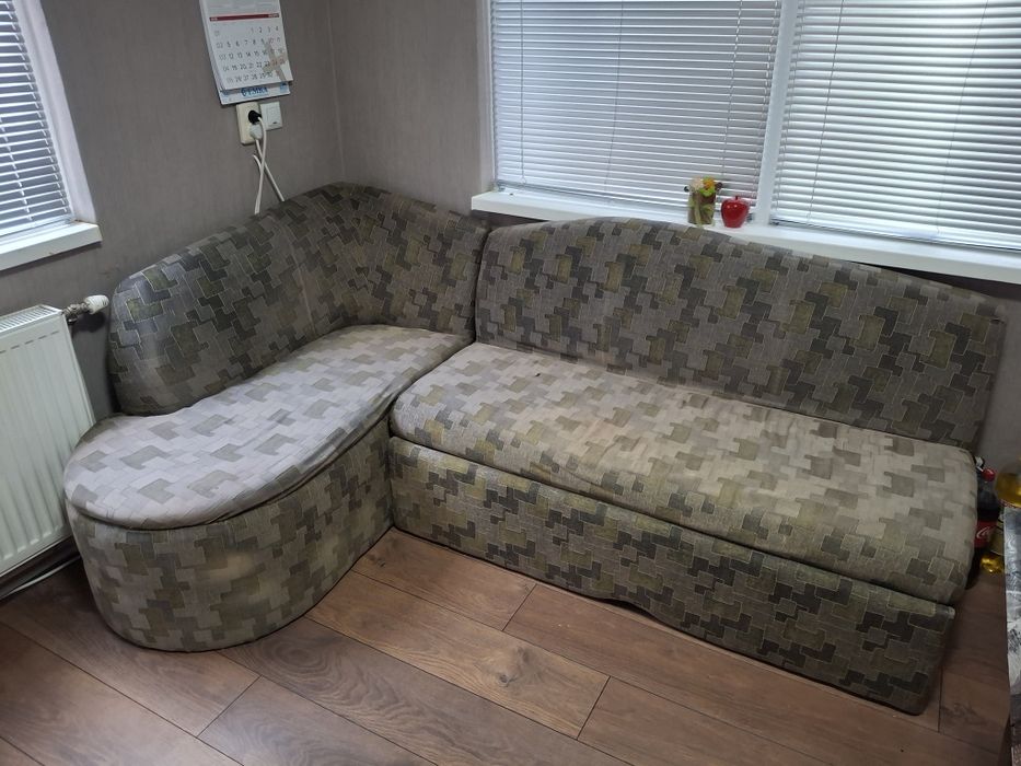 Кухненски ъгъл-разтегателен