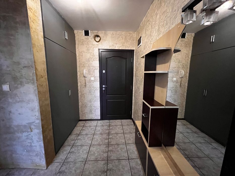 Дава се под наем Двустаен апартамент в Перник, Център - 55 кв.м за 382.5 € - Снимка #4