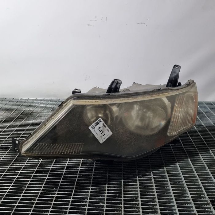 Far Stanga Mitsubishi Outlander 2009 - 2012 SUV 4 Usi (1411) Cu lupă