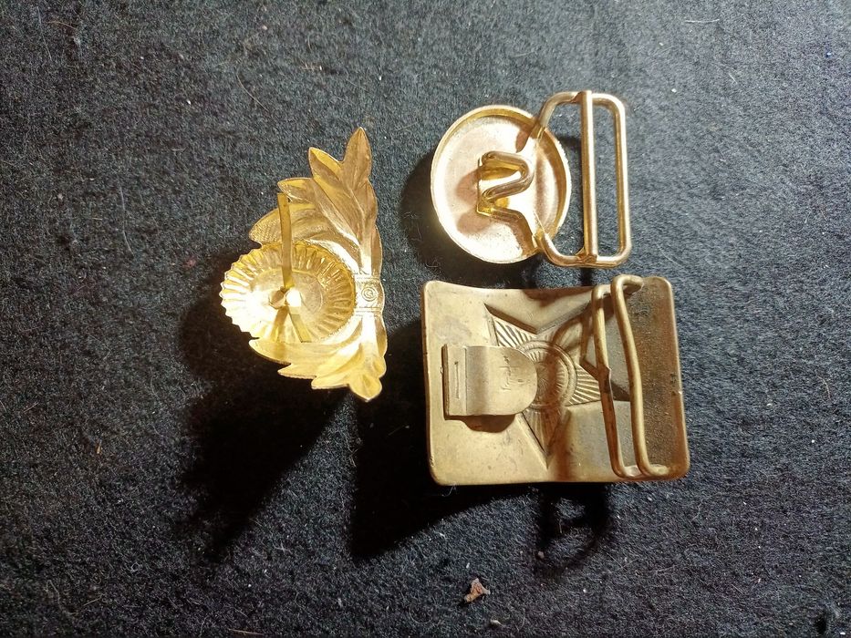 Продам солдацкие пряжки