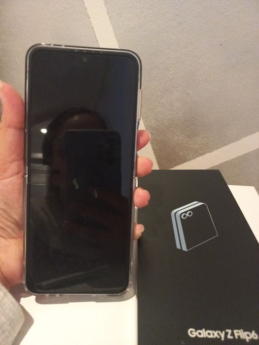 Samsung Galaxy Z Flip 6 ГАРАНЦИОНЕН