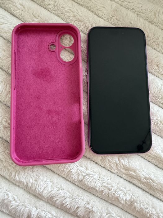 İPhone 16 розов