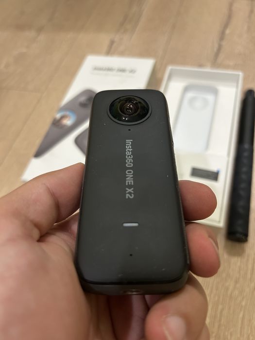 Insta360 x2 + аксесоари