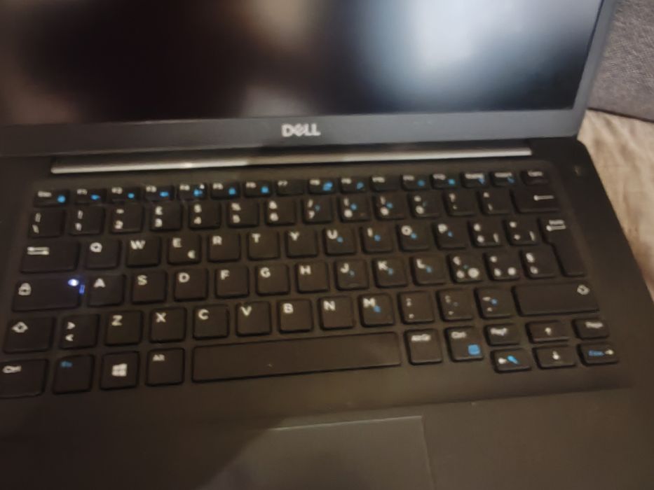 Laptop Dell i5 8th