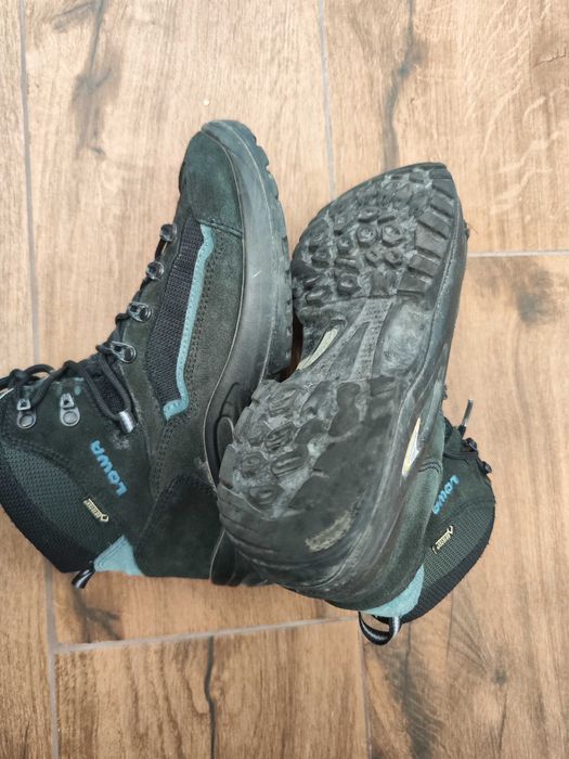 Туристически обувки Lowa