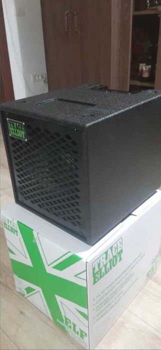 Vand boxa si head  Trace Elliot