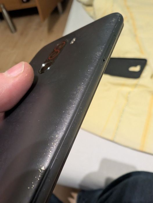 Xiaomi Poco Pocophone F1 128gb 6gb ram Snapdragon