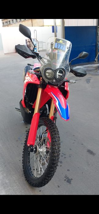 Vând Honda CRF300 Rally – 2.500 km