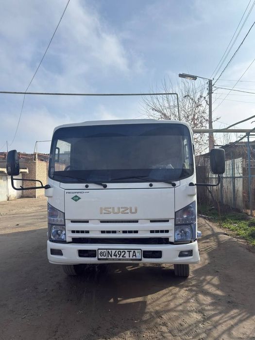 Исузи сенжи сотилади хамма жойи сенжи: 28 000 у.е. - Yuk mashinalari Kogon на Olx