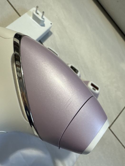 Epilator ipl philips  seria 900 / bri947