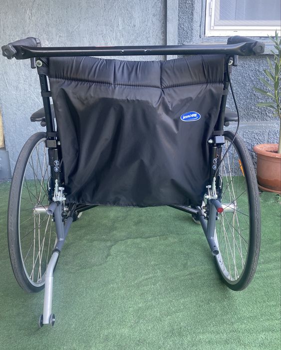 Scaun caruț cu rotile fotoliu rulant XXL 60 cm