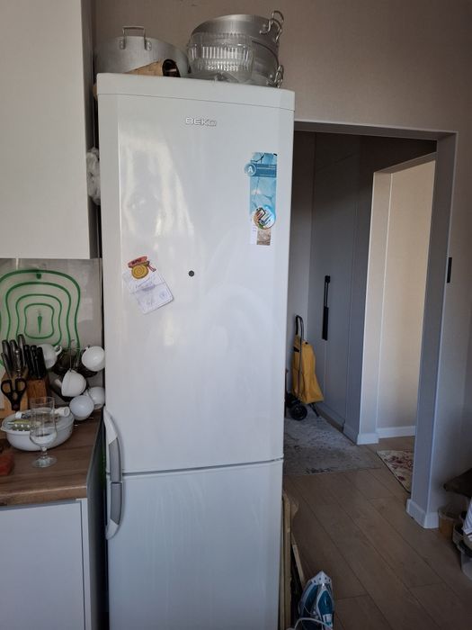 Хололильник в хорршем состоянии