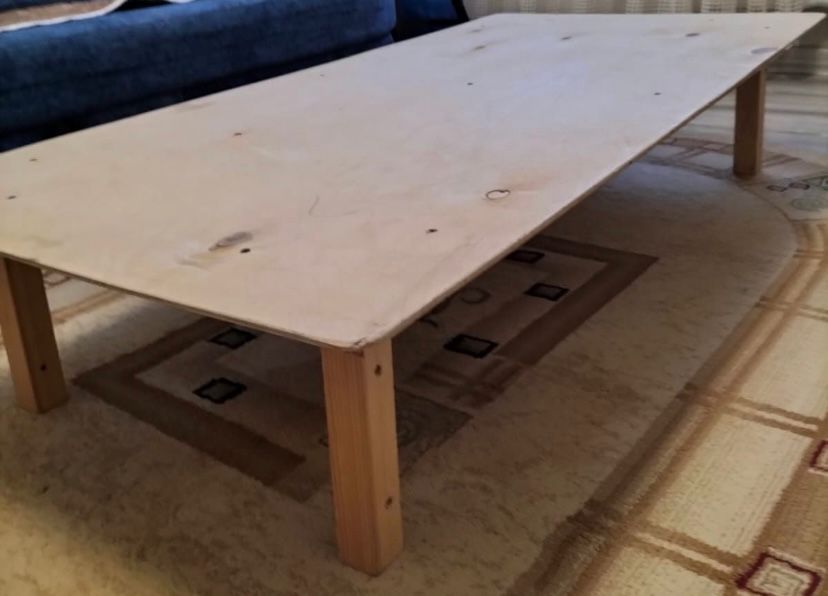 Жер стол сатылады