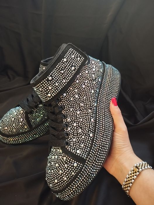 Дамски кецове с камъни