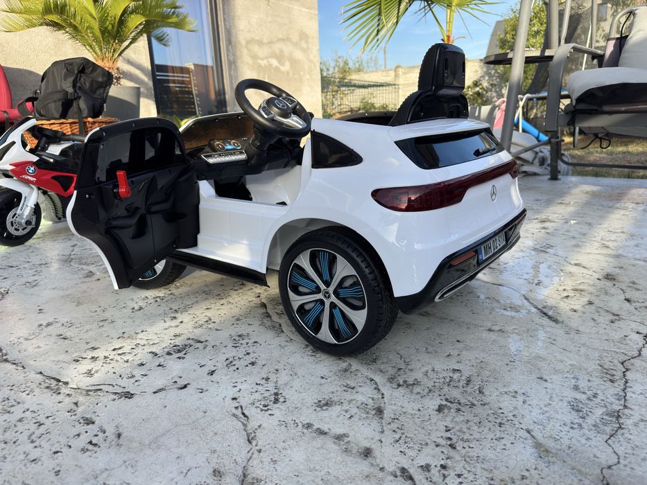 Masinuta electrica mercedes cu telecomanda pentru copii